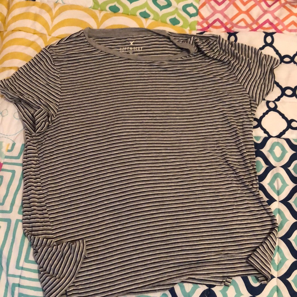 American eagle short sleeve!